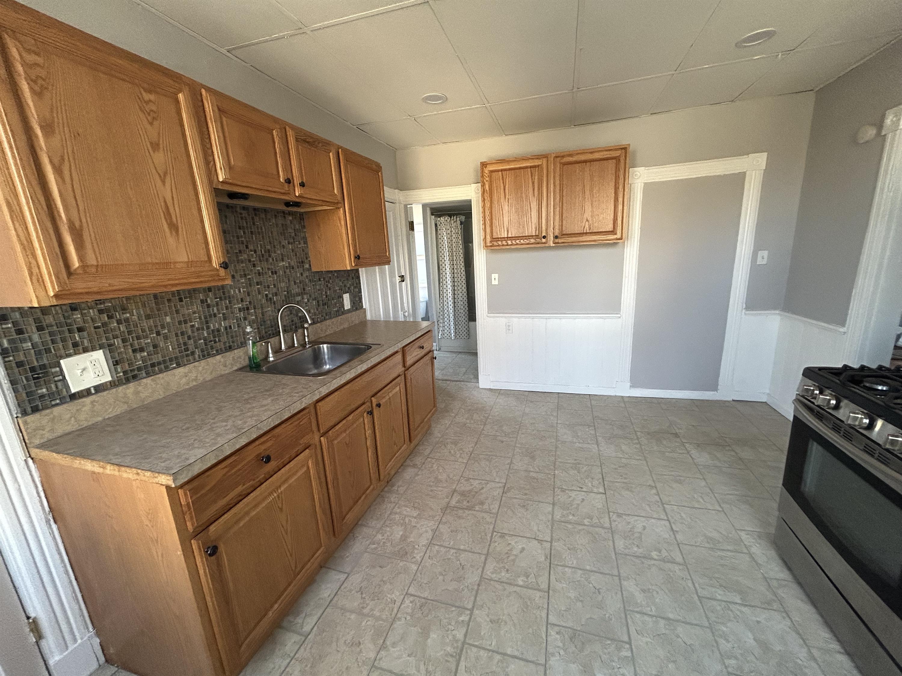 78 Continental Ave - 2